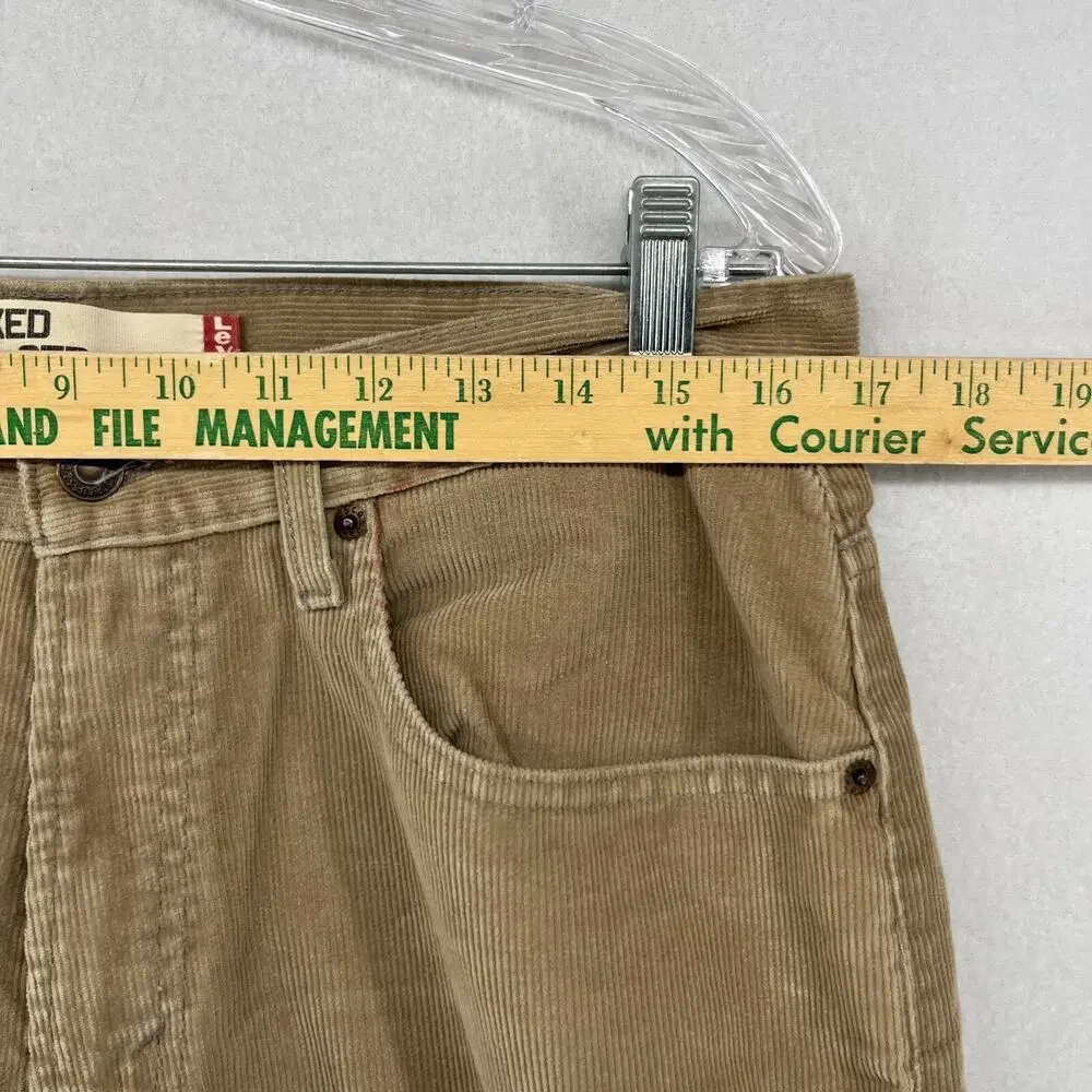 LEVIS Pants Mens 33x34 559 Corduroy Relaxed Straight Chino Cotton Blend Tan